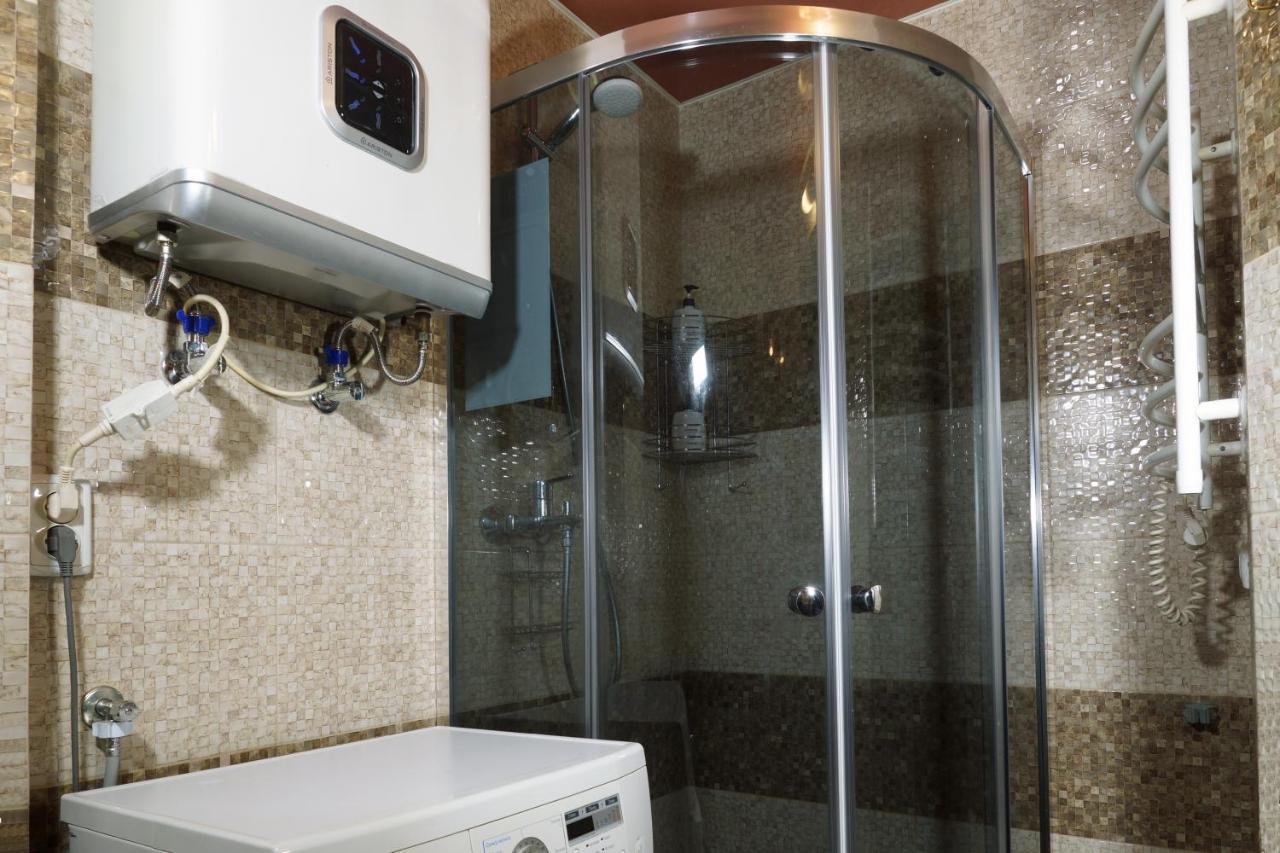 2 Rooms Semi-Luxury Apt On 39-H Nezalezhnoi Ukrаiny Street Next To The City Council Zaporizhia Zewnętrze zdjęcie